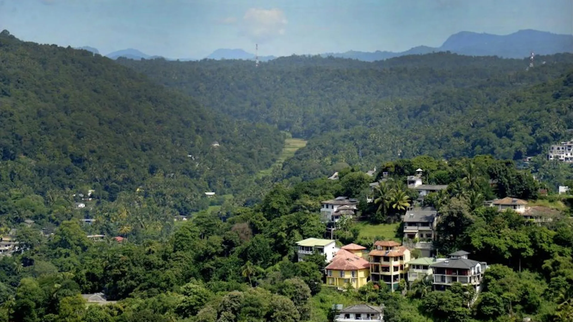 *** Hotel The Heritage Inn Kandy Sri Lanka